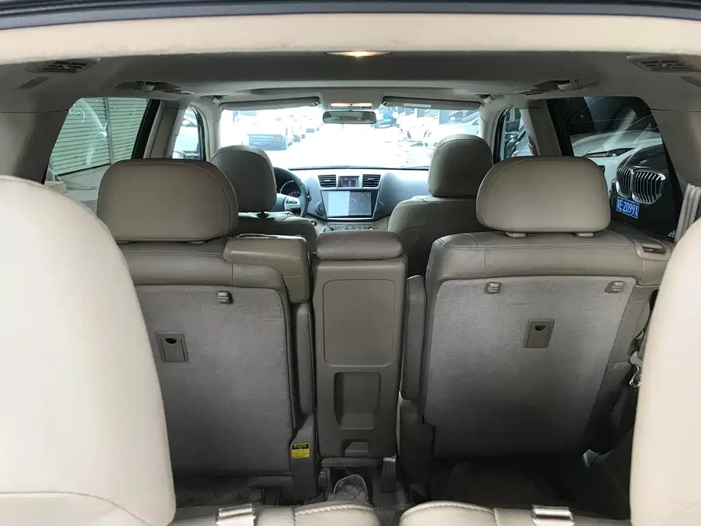 TOYOTA HIGHLANDER 2015
