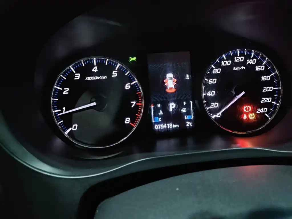 MITSUBISHI OUTLANDER 2019