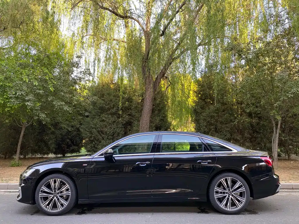 AUDI A6L 2025