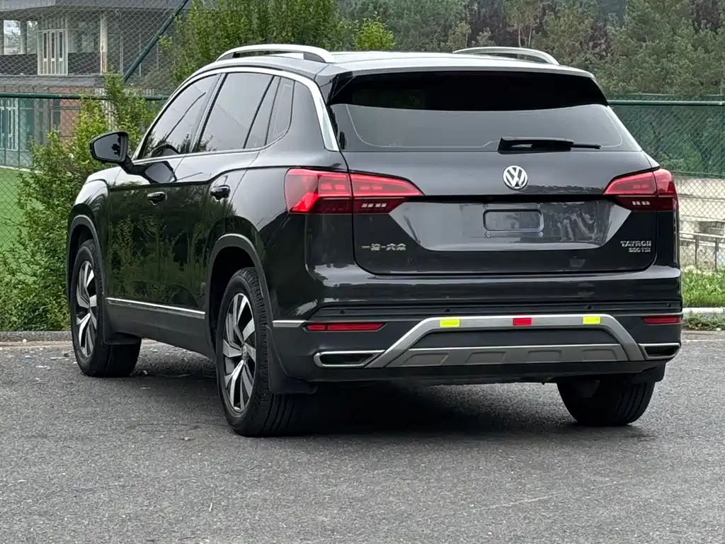 VOLKSWAGEN TAYRON 2019