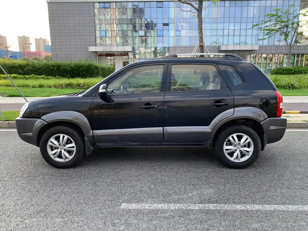 HYUNDAI TUCSON 2013