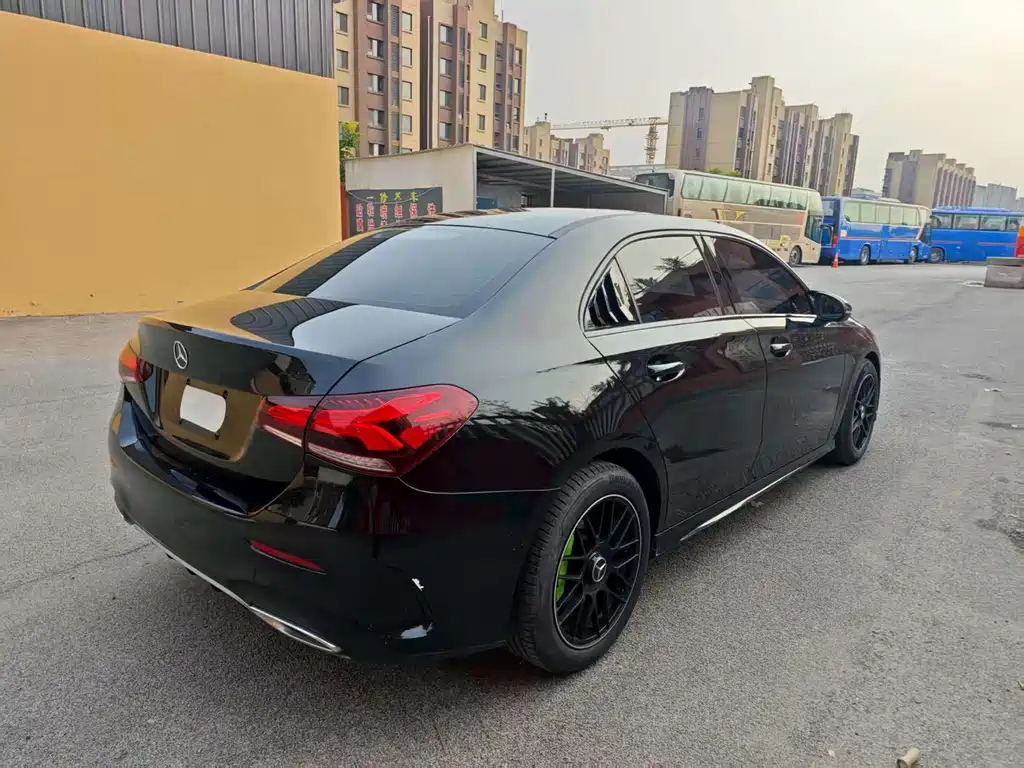 MERCEDES BENZ A-CLASS 2020