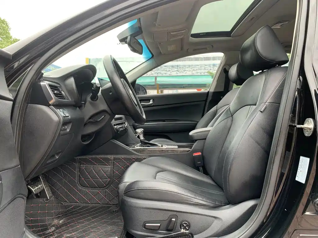 KIA K5 2016