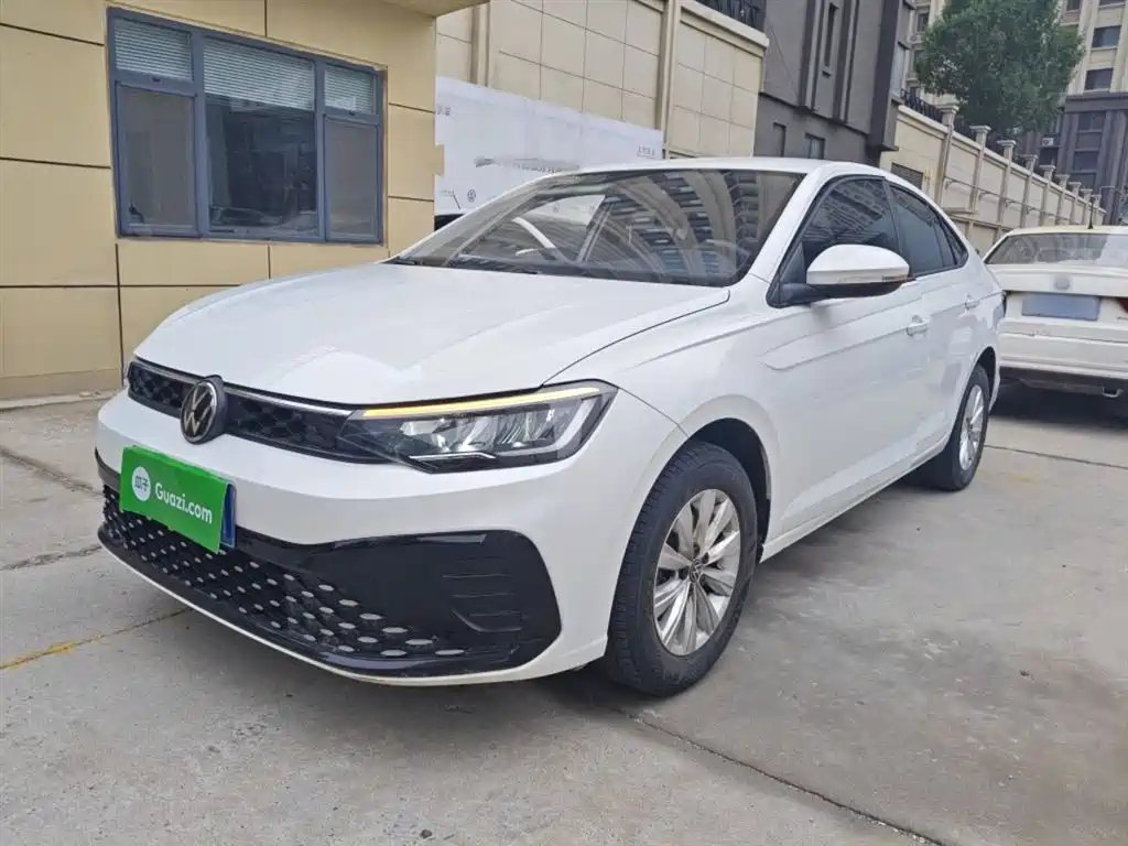 VOLKSWAGEN LAVIDA 2023