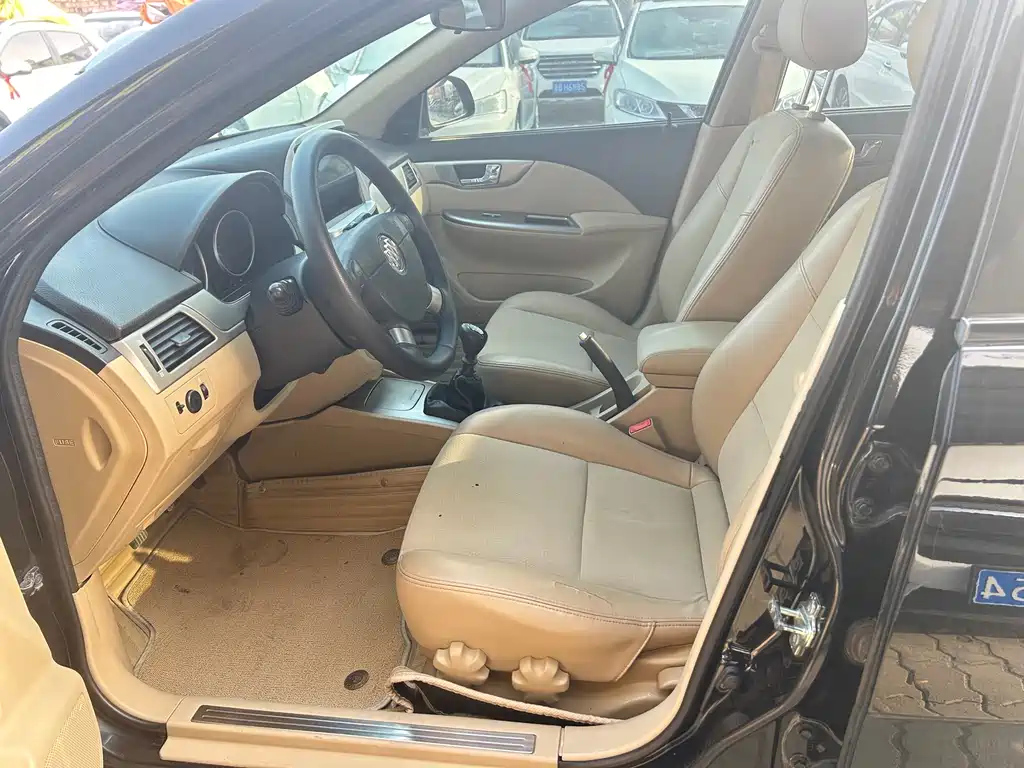 BUICK EXCELLE 2013