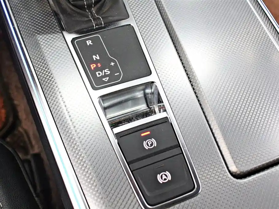 AUDI A6L 2022