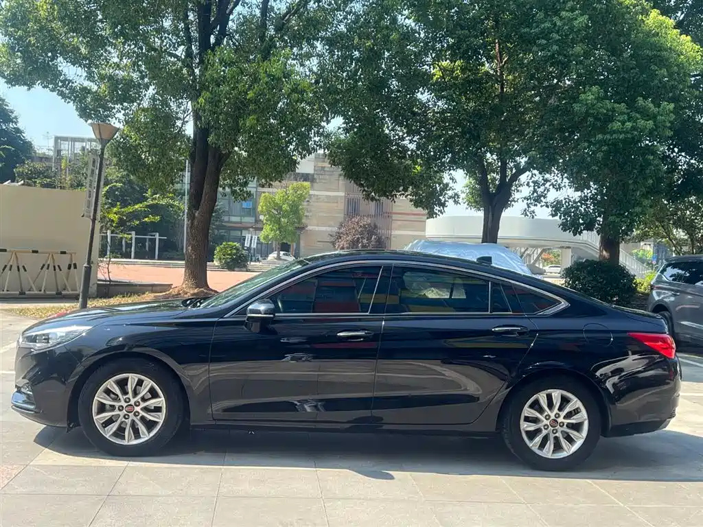HONGQI H5 2019