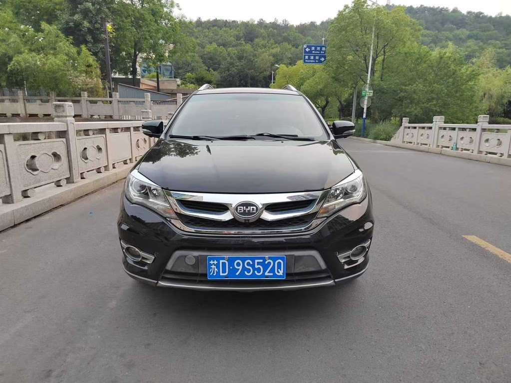 BYD S7 2015