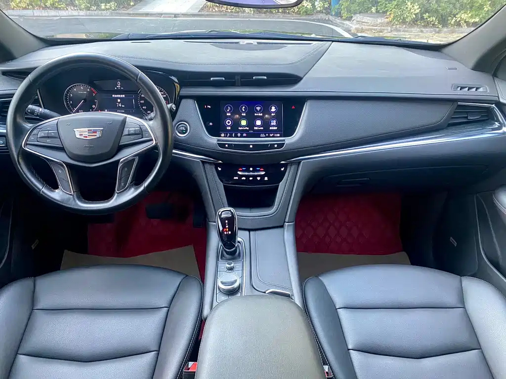 CADILLAC XT5 2021