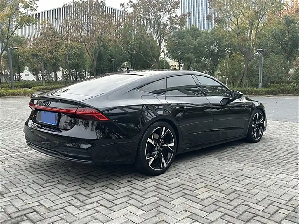 AUDI A7 2021