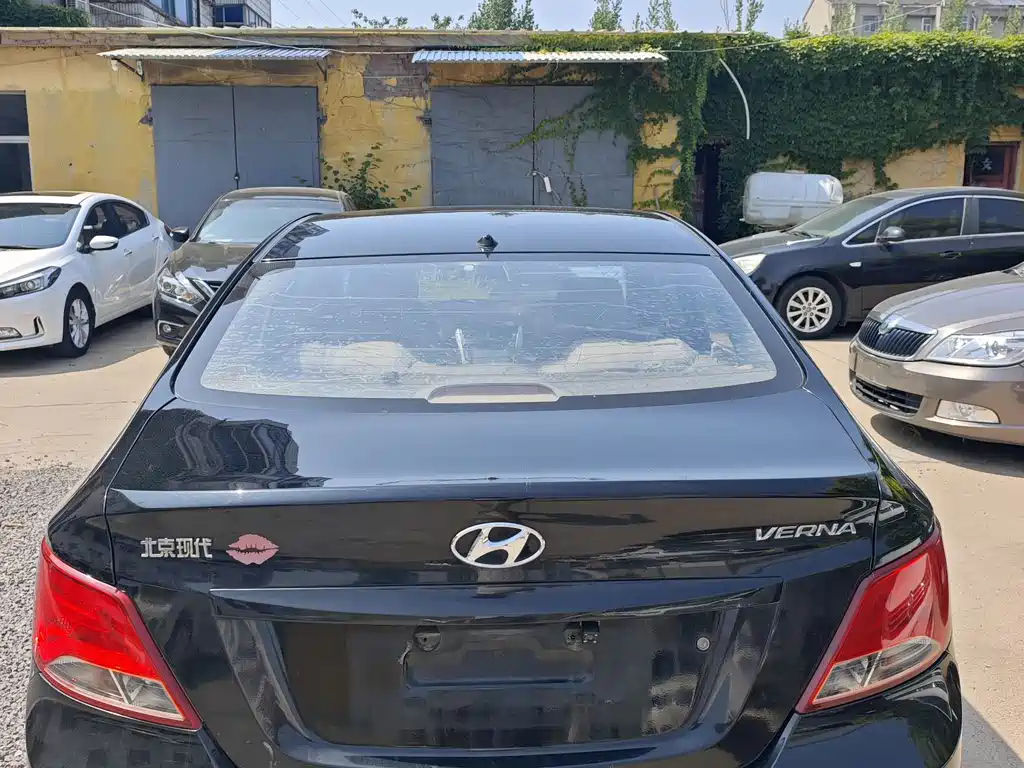 HYUNDAI RENA 2014