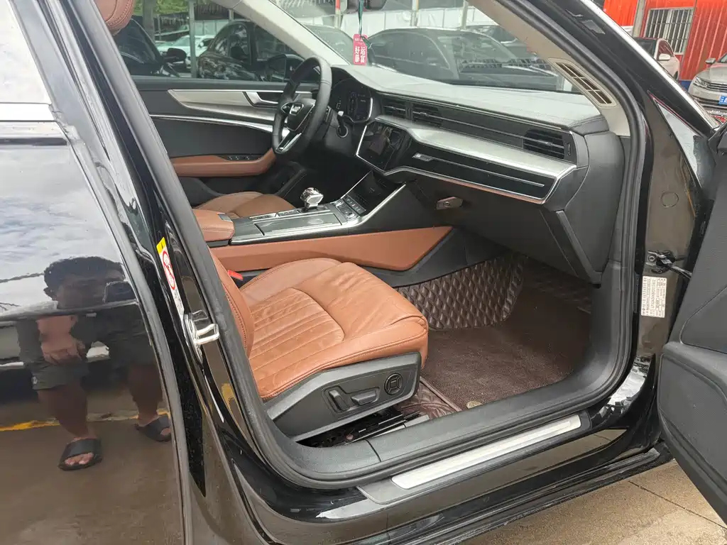 AUDI A6L 2019