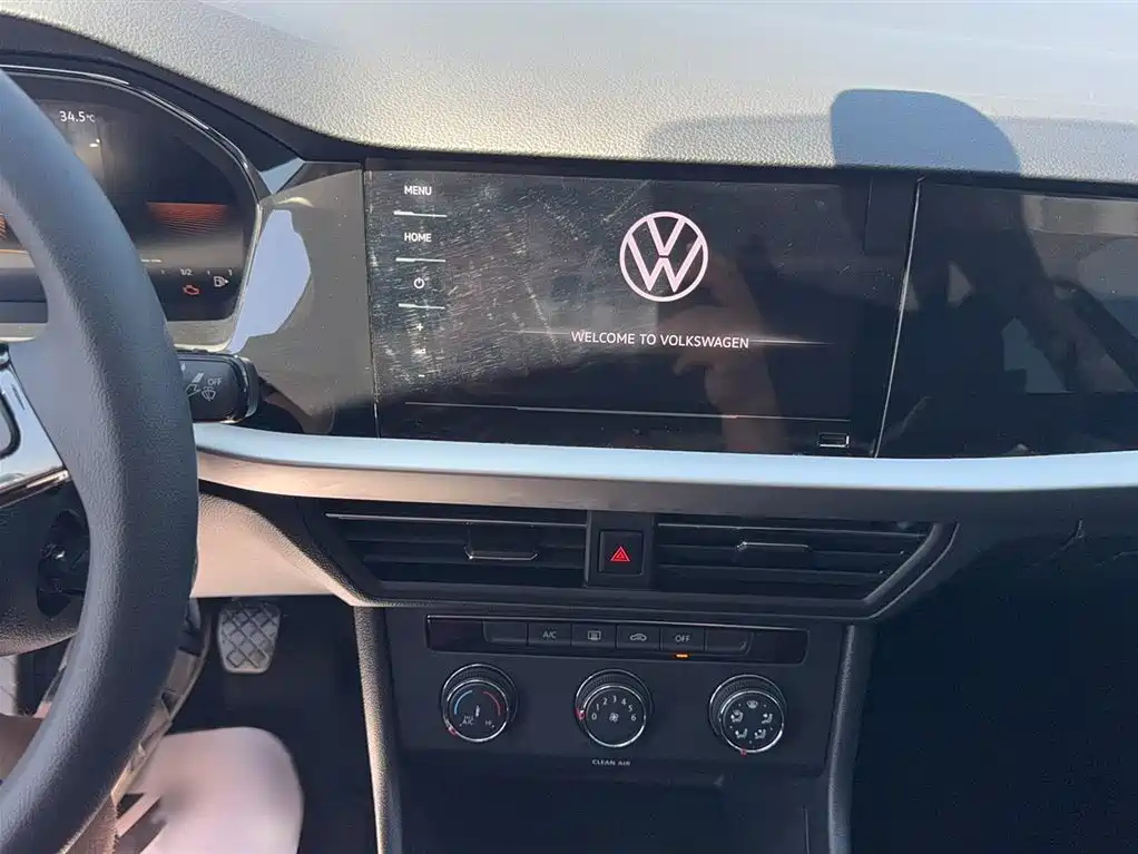 VOLKSWAGEN LAVIDA 2021