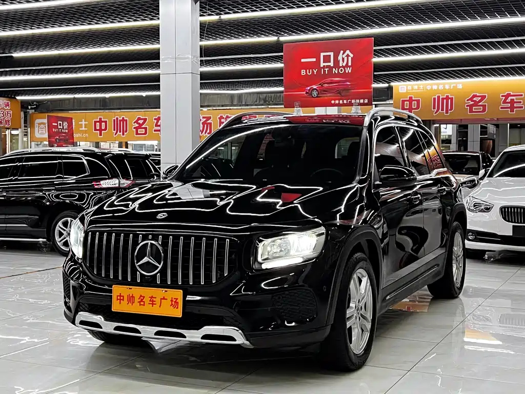MERCEDES BENZ GLB 2021