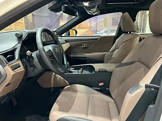 Заказать LEXUS ES