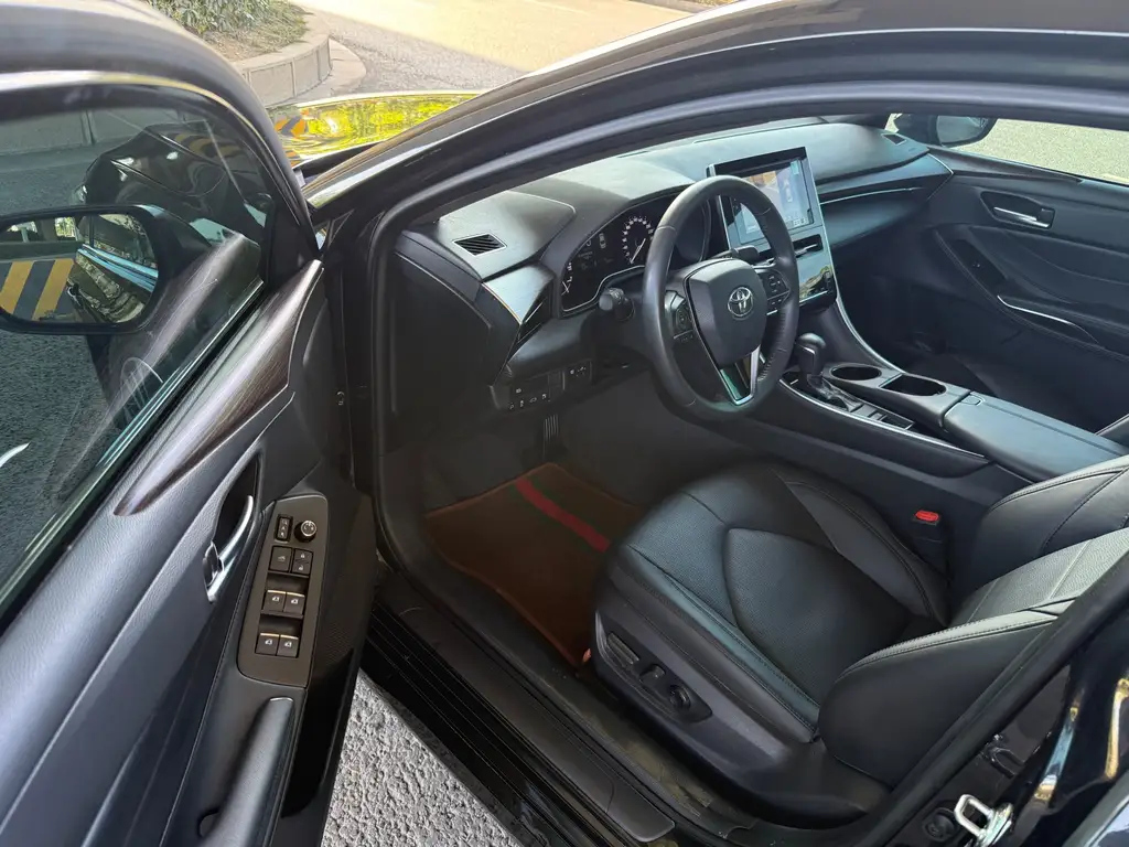 TOYOTA AVALON 2023