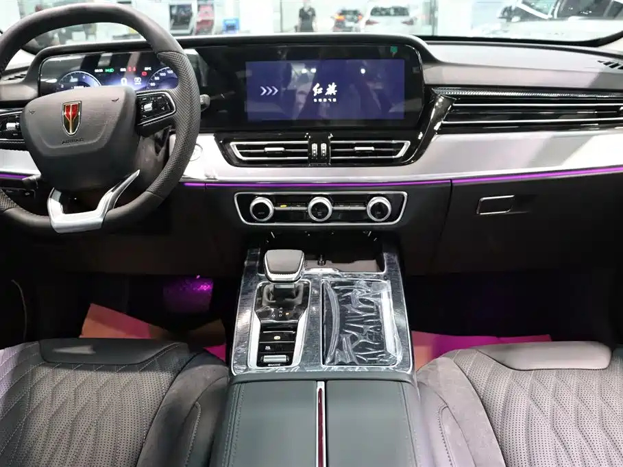 HONGQI HS5 2023