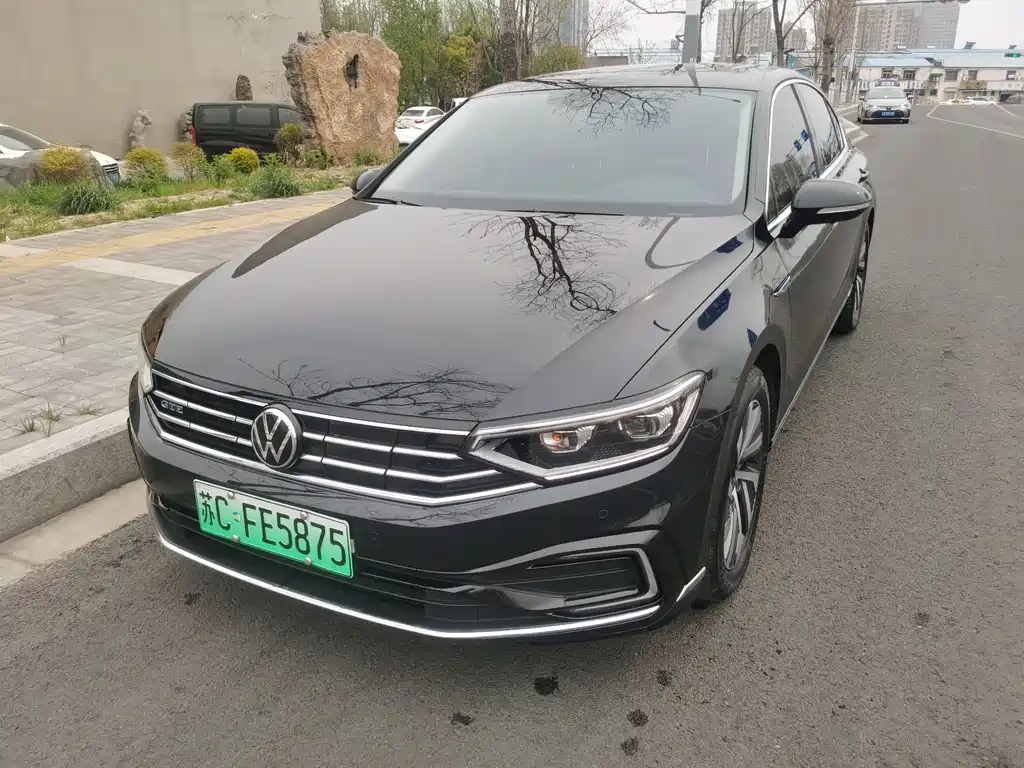 VOLKSWAGEN MAGOTAN GTE PLUG IN HYBRID 2022