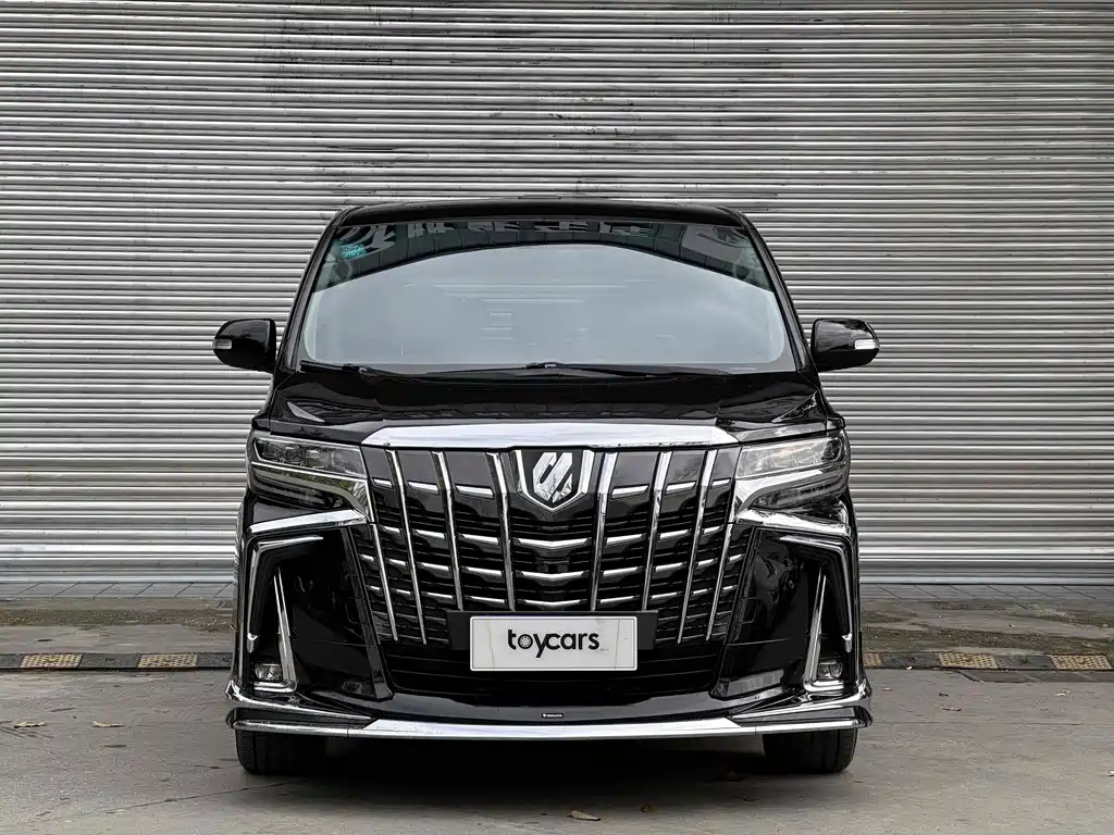 TOYOTA ALPHARD 2011