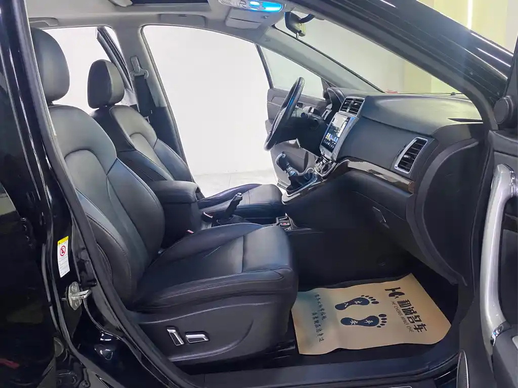 HAVAL H6 2015