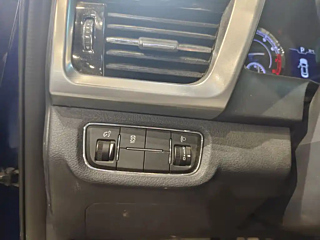 TRAUM SEEK 5 &#36187;&#20811;5  2018 YEAR 1.5T AUTOMATIC  EDITION 2018