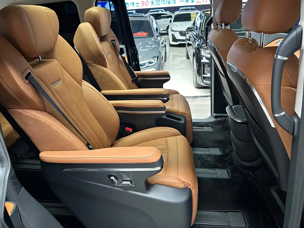 HONGQI HQ9 2023