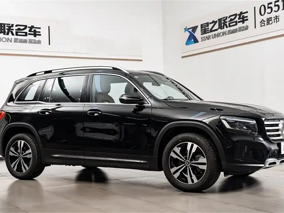 MERCEDES BENZ GLB 2024