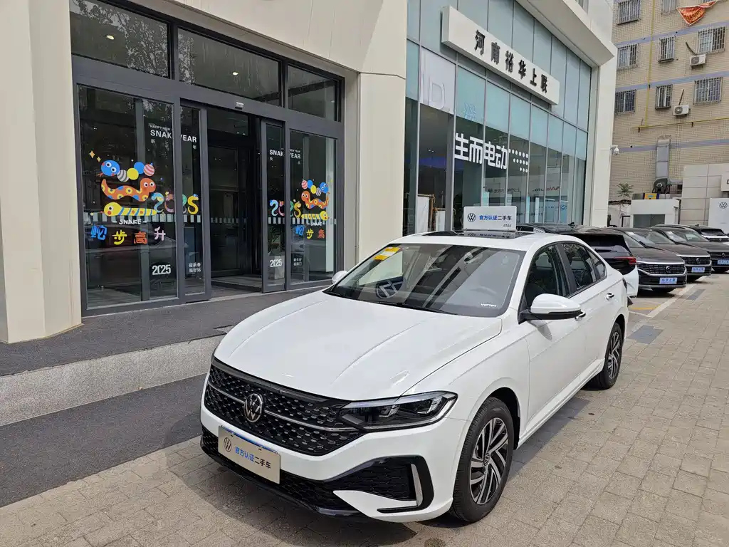 VOLKSWAGEN LAVIDA 2024