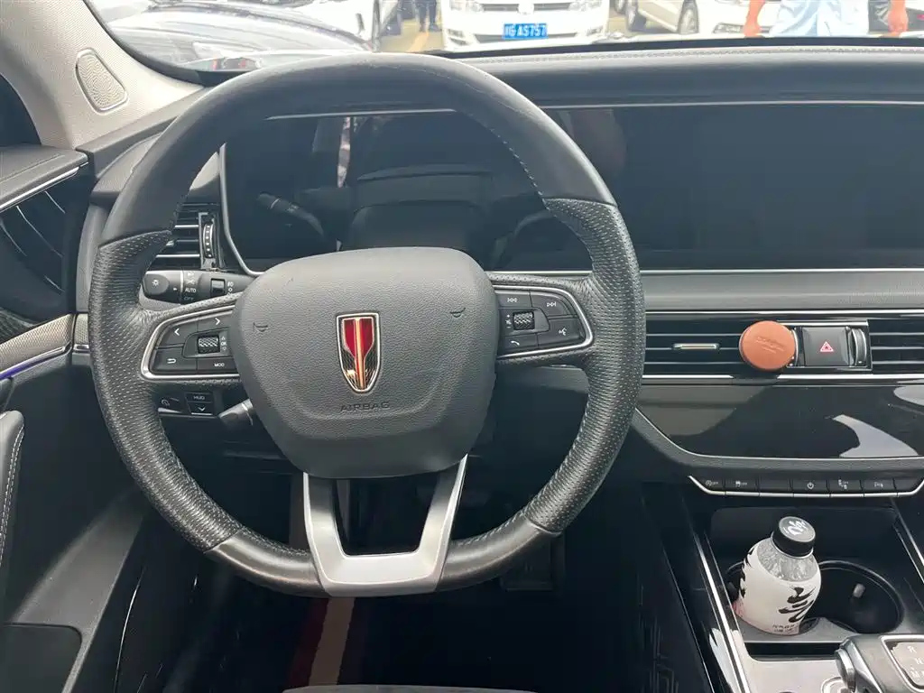 HONGQI HS5 2019