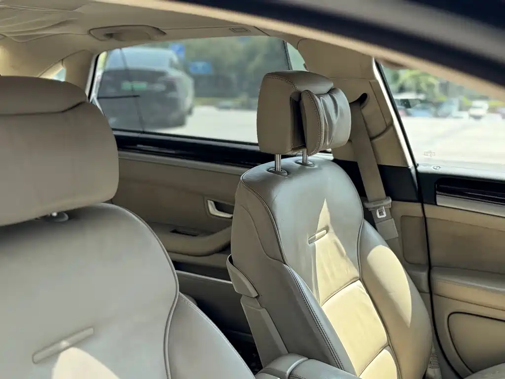 AUDI A8 2009