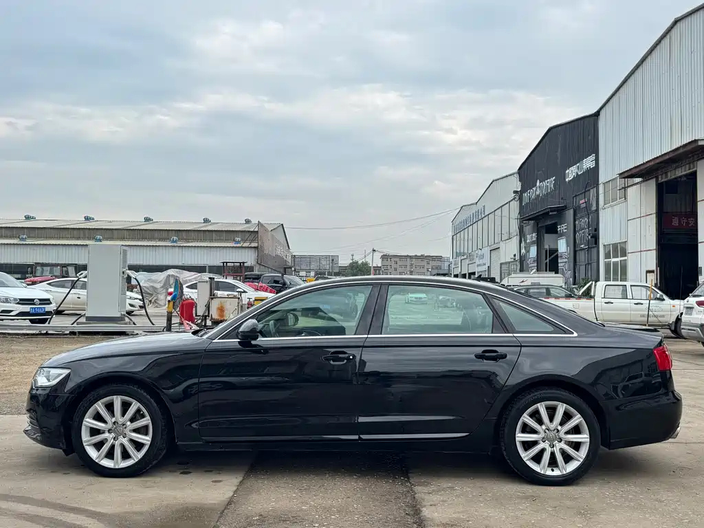AUDI A6L 2015
