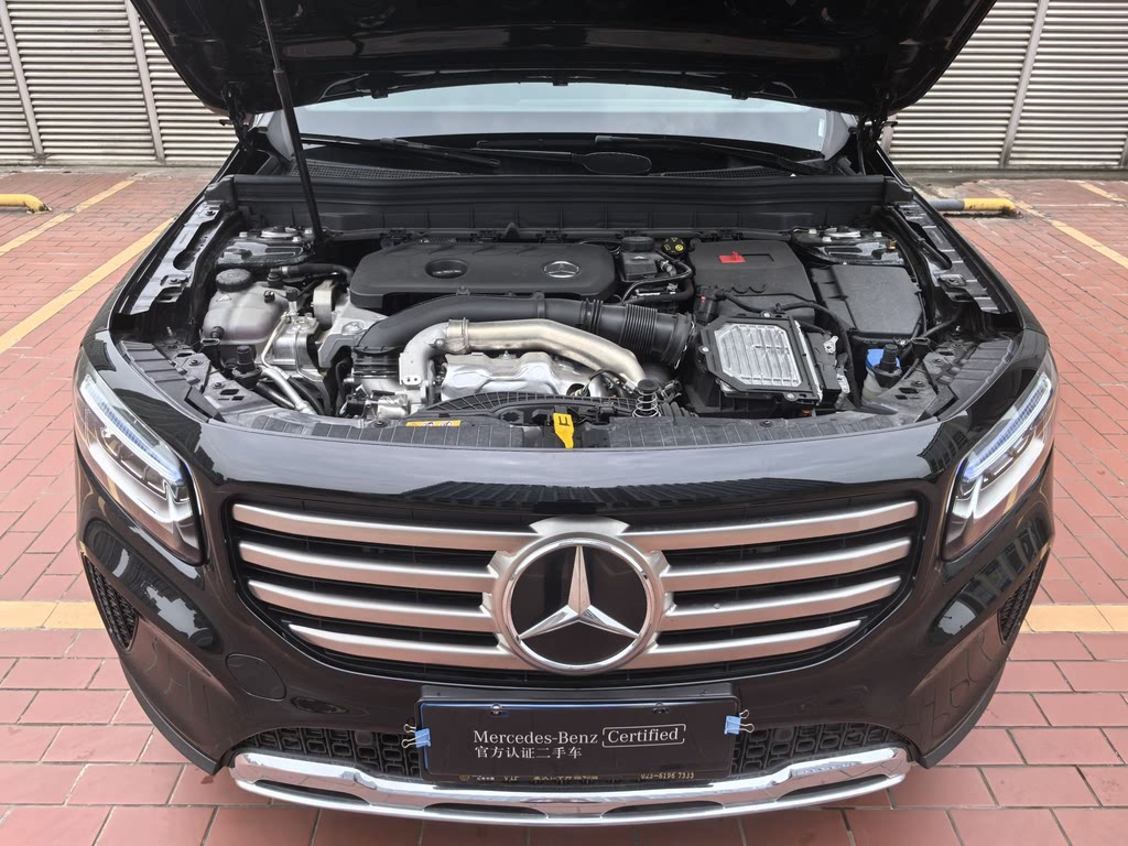 MERCEDES BENZ GLB 2024