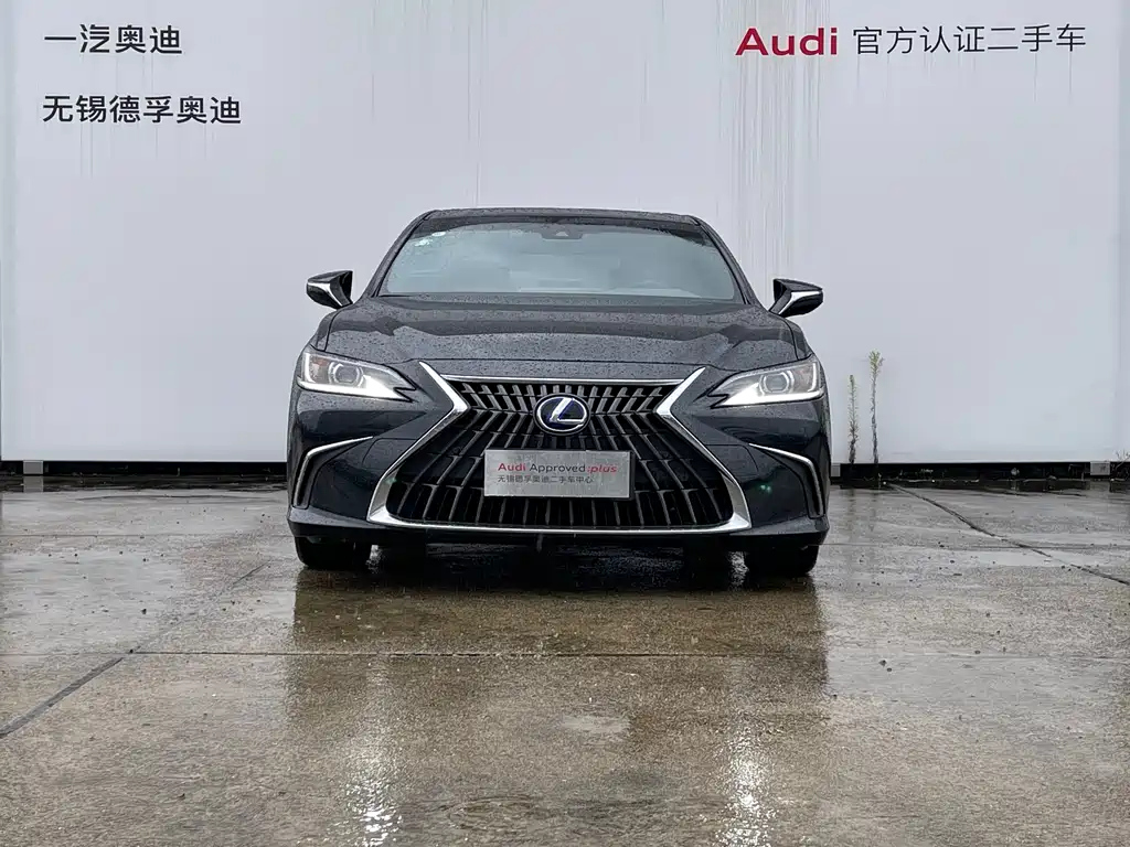 LEXUS ES 2022