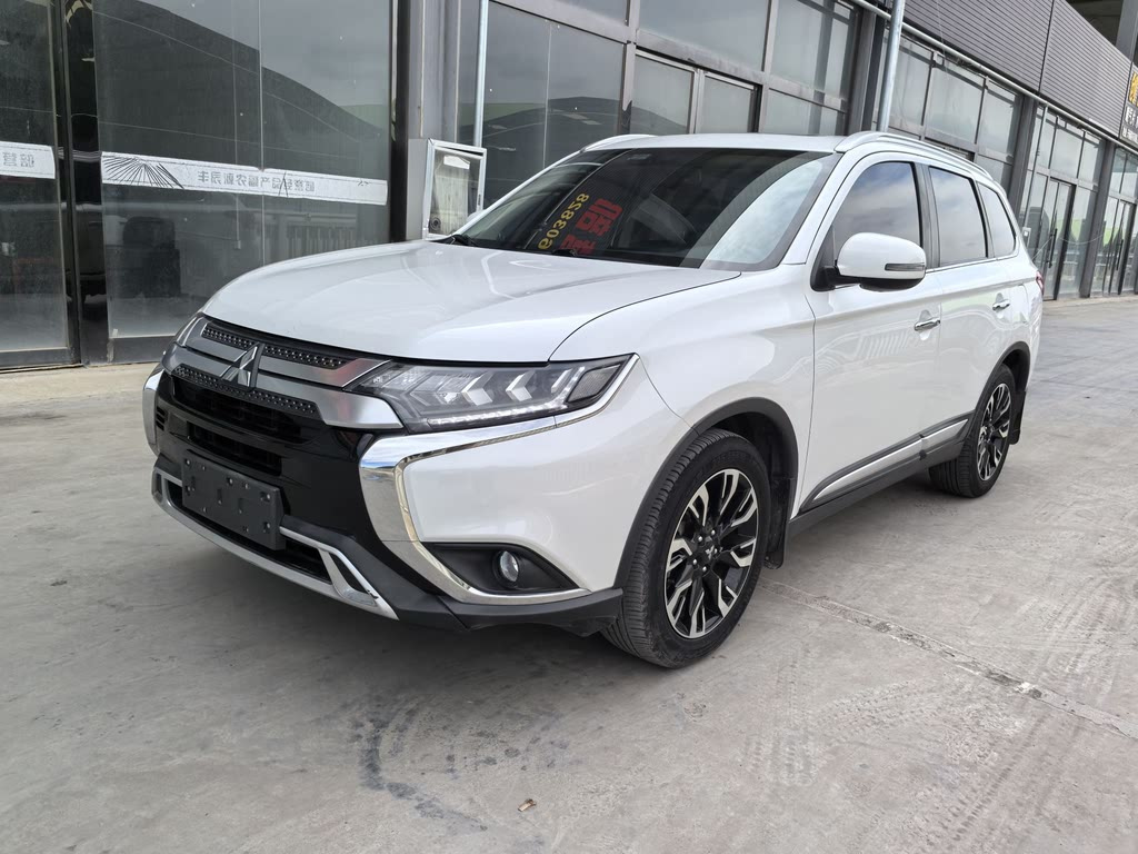 MITSUBISHI OUTLANDER 2019