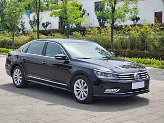 VOLKSWAGEN PASSAT 2017