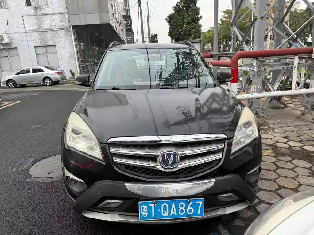 CHANGAN CS35 2012