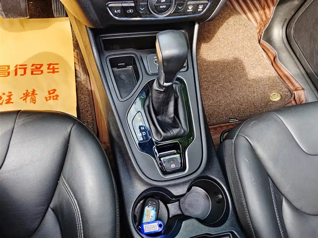 JEEP CHEROKEE 2019