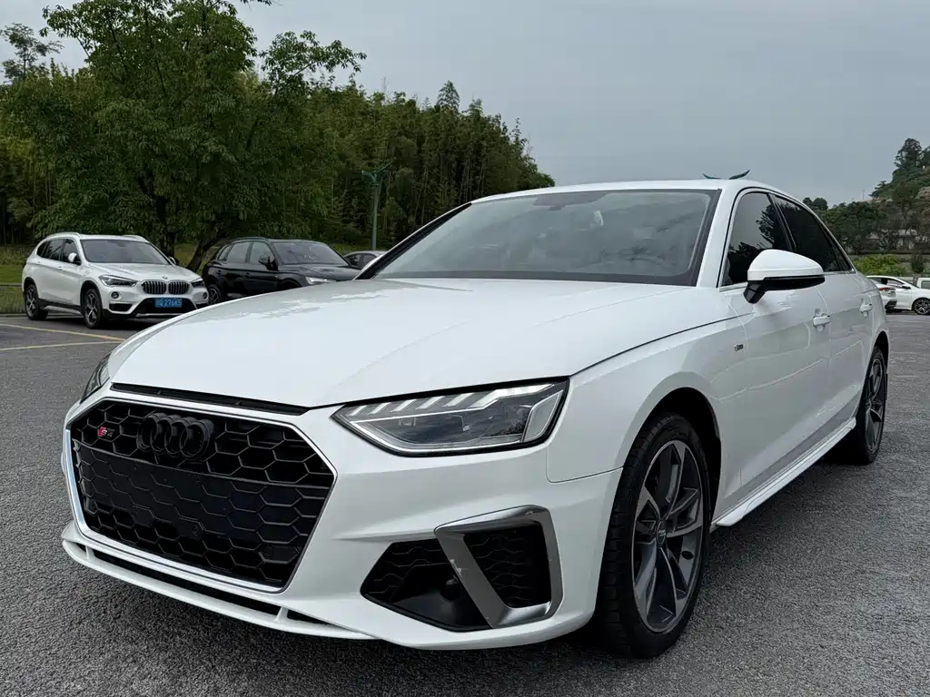 AUDI A4L 2020
