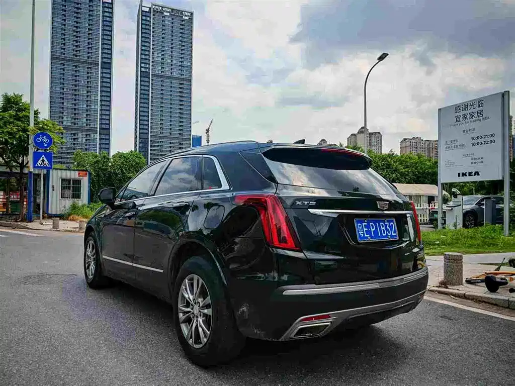 CADILLAC XT5 2020