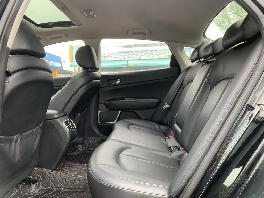 KIA K5 2016