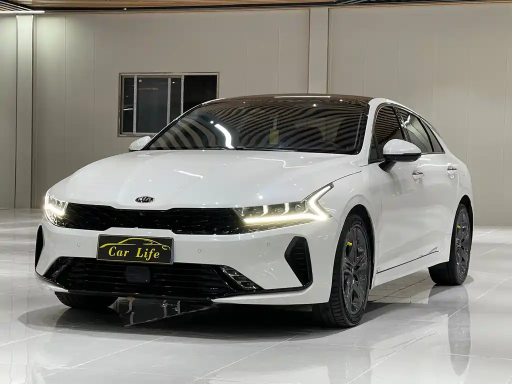 KIA K5 2021