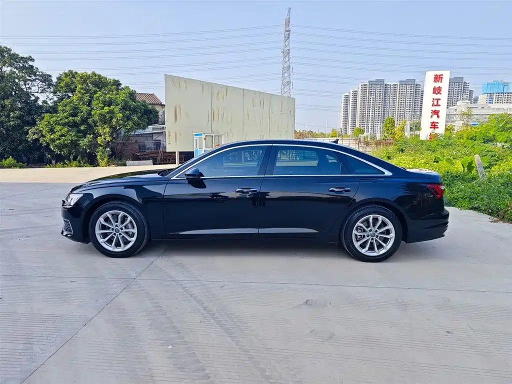 AUDI A6L 2022