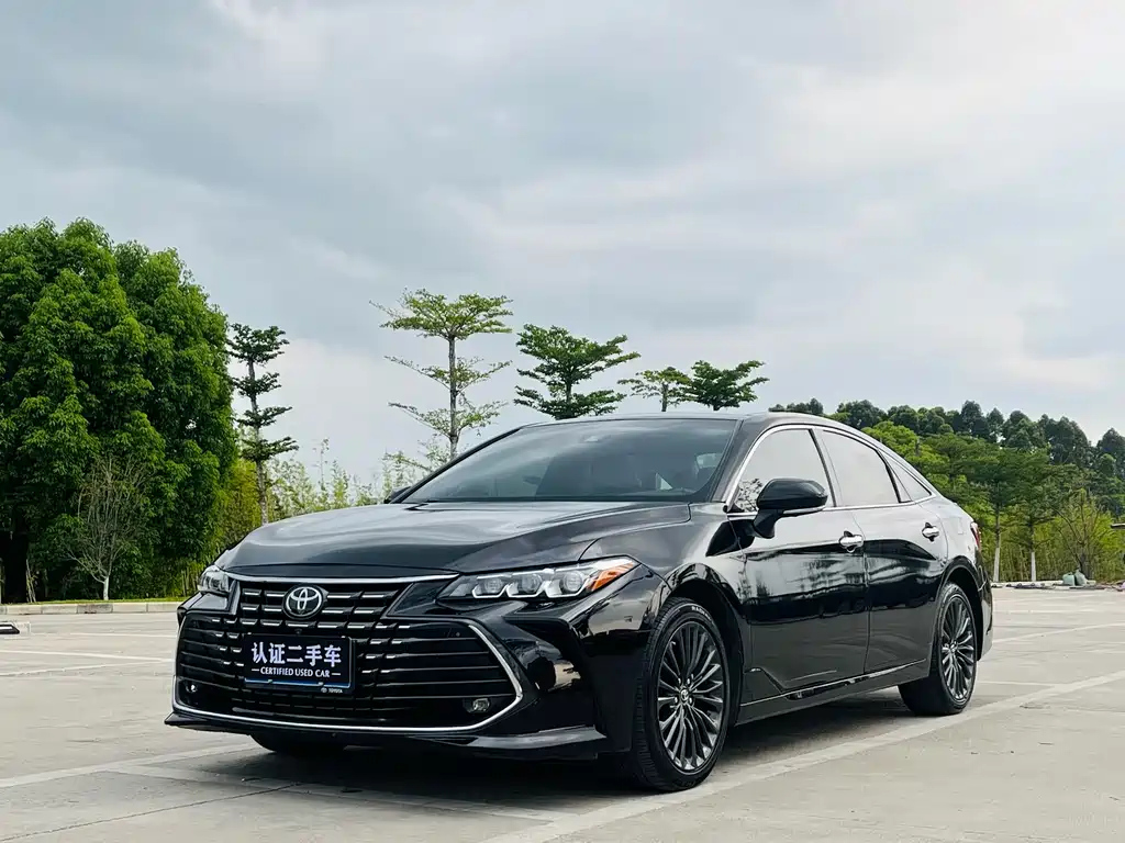 TOYOTA AVALON 2019