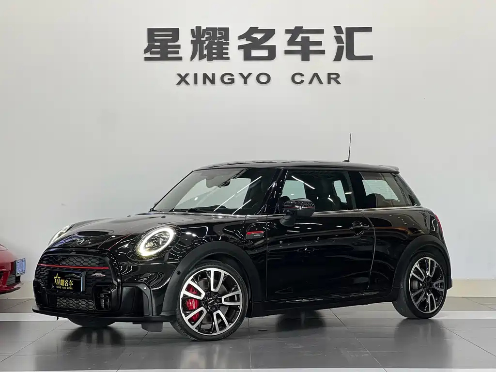 MINI JCW 2022