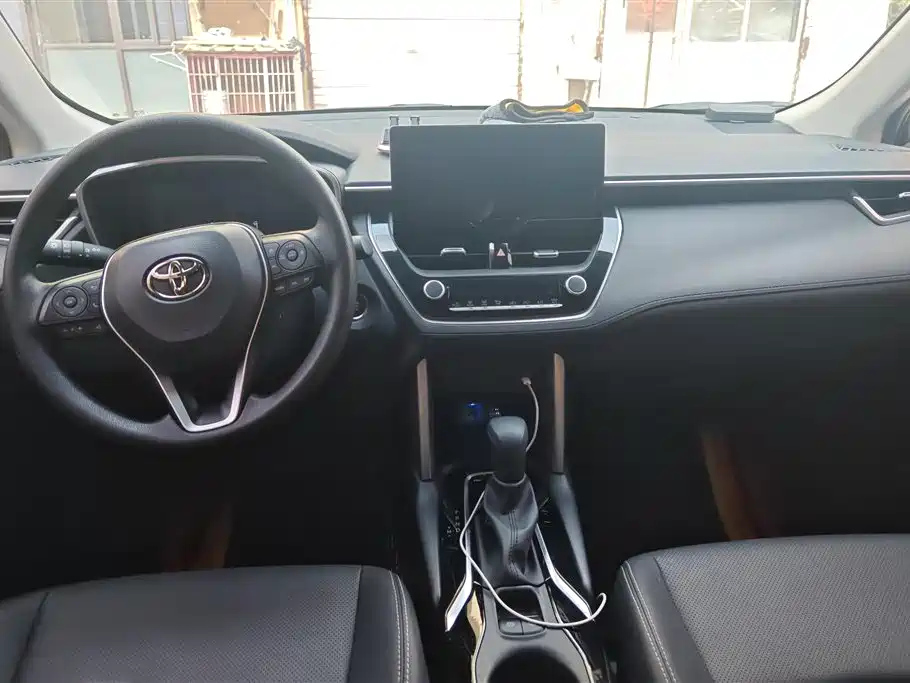 TOYOTA FRONTLANDER 2023