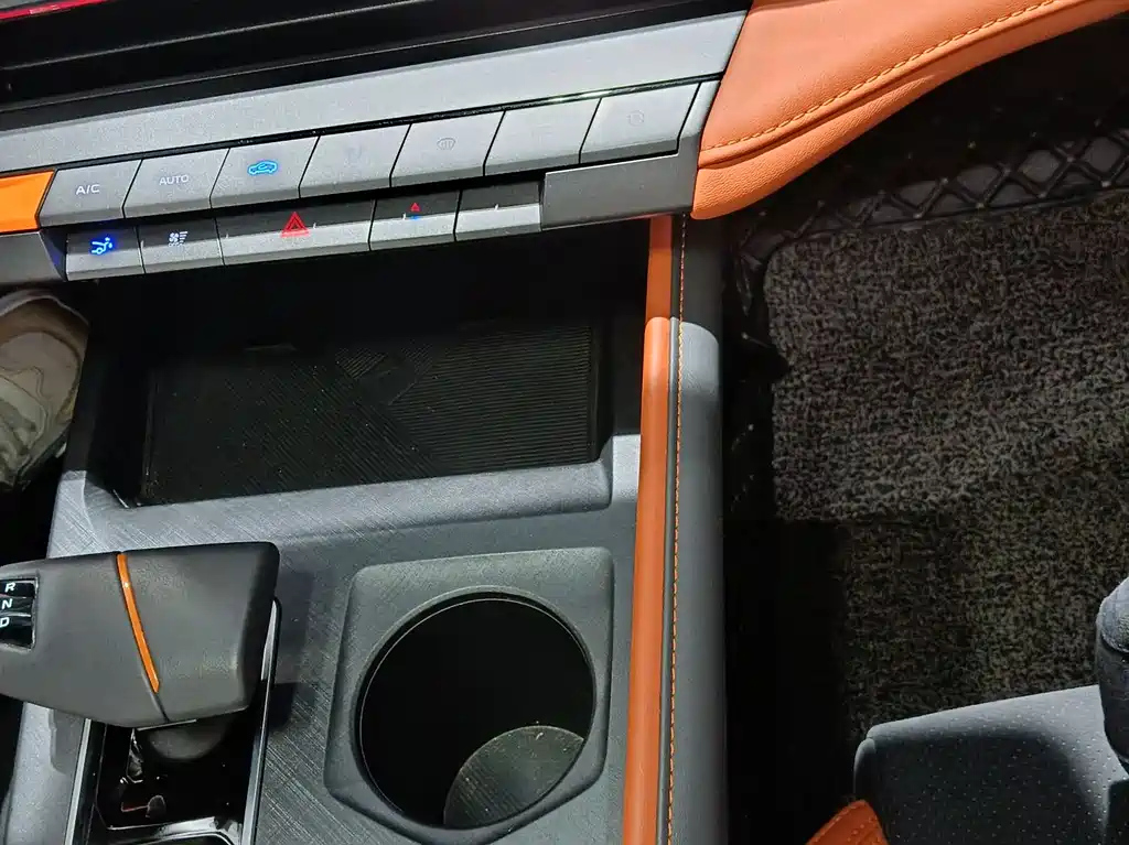 CHANGAN UNI-V 2023
