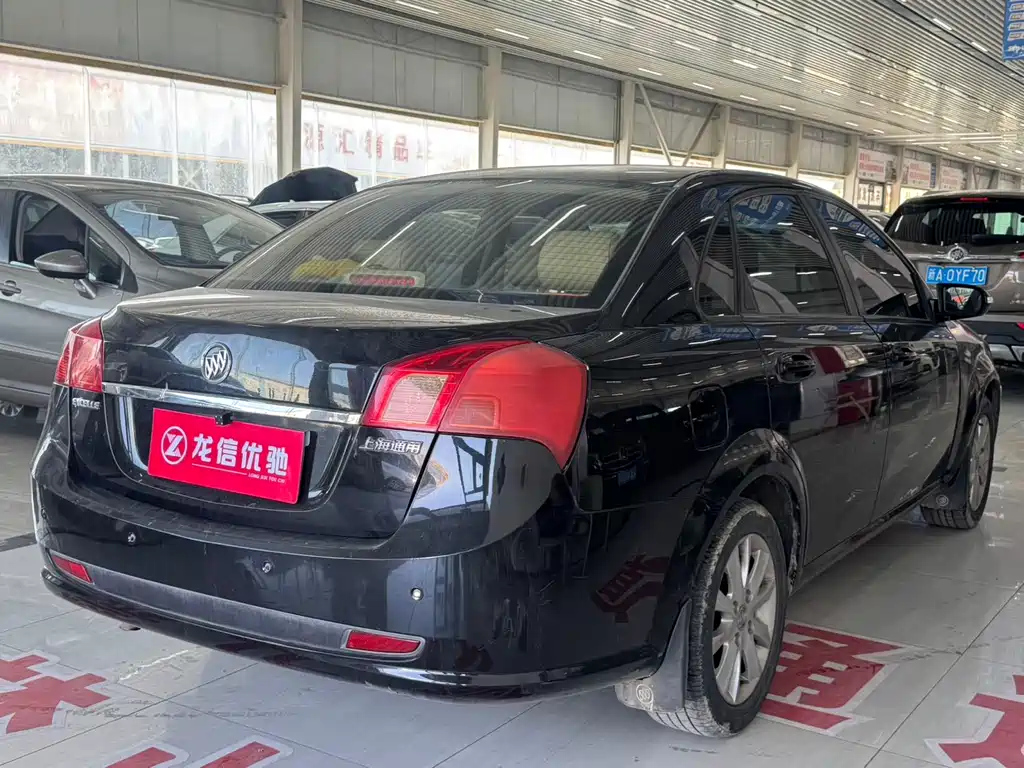 BUICK EXCELLE 2011