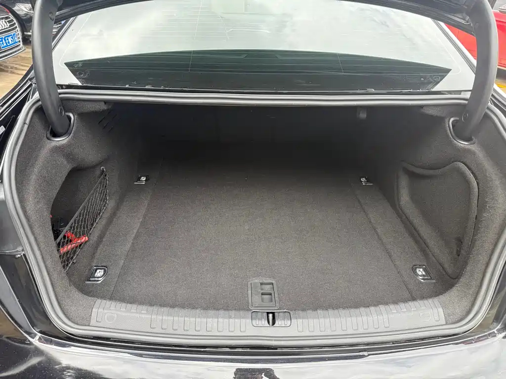 AUDI A6L 2019