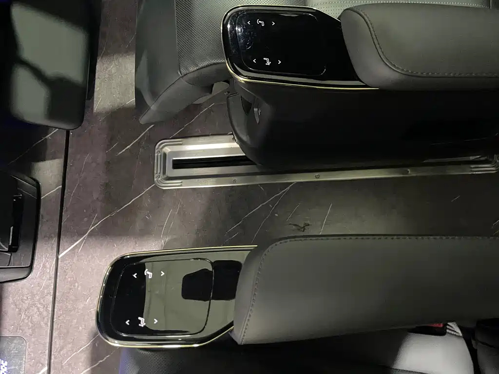 TRUMPCHI M8 2024