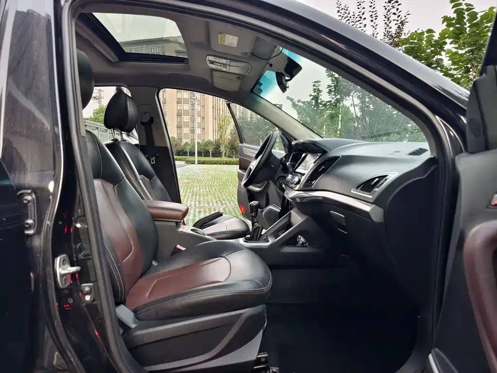 JAC REFINE S5 2015
